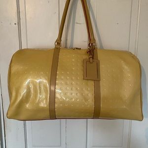 Arcadia gateway weekender Used twice interior perfect Two small marks see photo